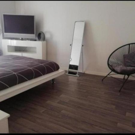 T1 Bis Calme Proche Centre Ville Apartment Saint-Etienne  Exterior photo